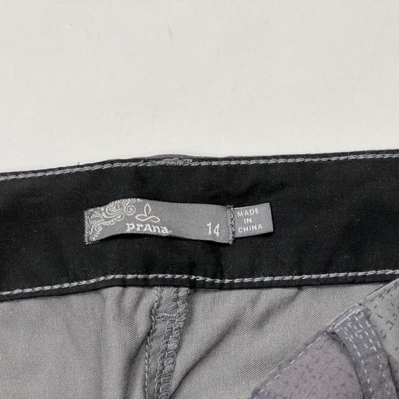 Prana Camouflage Sky Canyon Jogger Women 14 NWOT Pocket Stretch Zip Closure Gray - Picture 11 of 16
